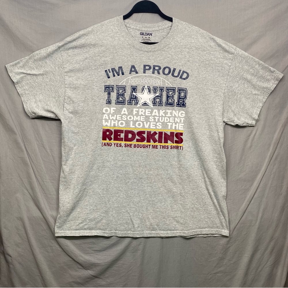 Gildan Cowboys Reskins Rivalry T-Shirt‎ Gray Men Size | 2XL